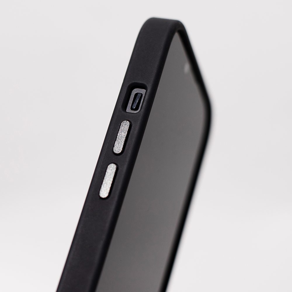 apple-iphone-16e-satin-hatlap-tok-fekete_4.jpg